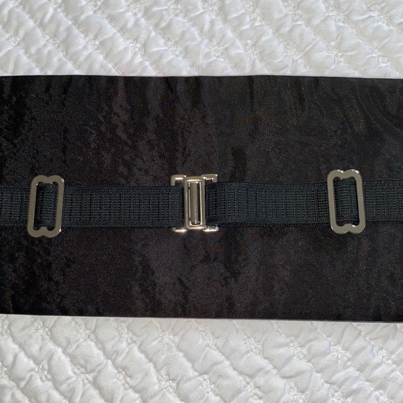 BEAU TIES LTD OF VERMONT Cummerbund in Pastel Plaid - Picture 4 of 4